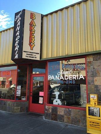 Bakitchen Bakery
