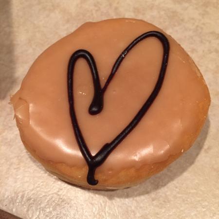 Daynight Donuts