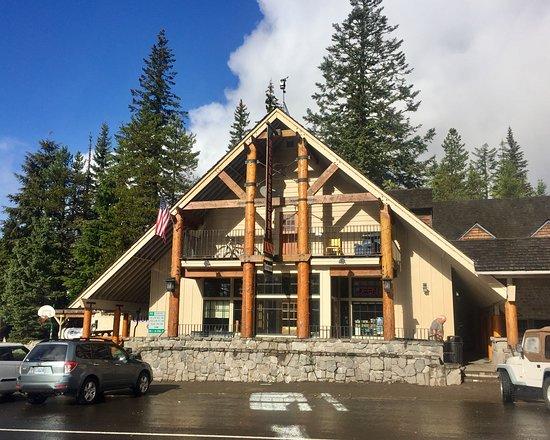 Huckleberry Inn