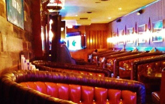 Blue Moon Lounge