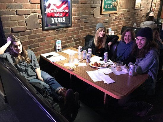Yur's Bar & Grill