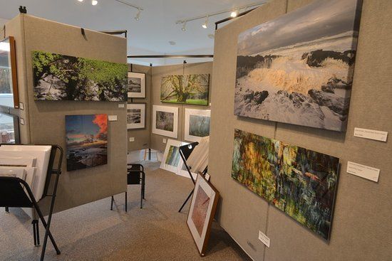 Wave Gallery