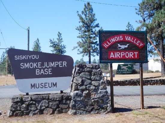 Siskiyou Smokejumper Base Museum